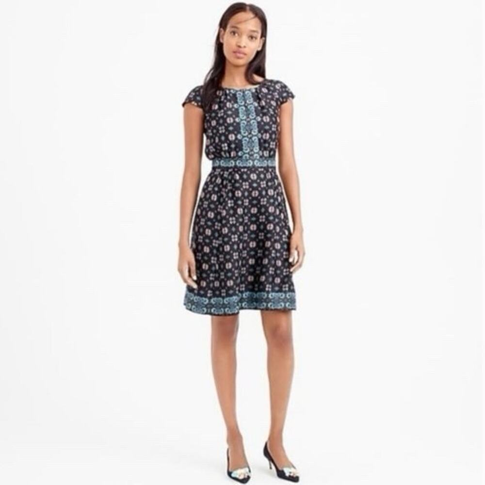 J Crew Silk Cap Sleeve Dress in Mirrored Floral Size 4 Black Multi Women’s